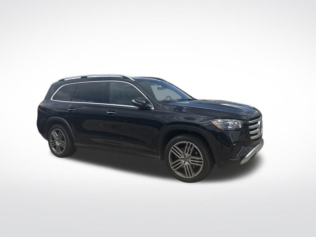 Used 2025  Mercedes-Benz GLS 450 image 3