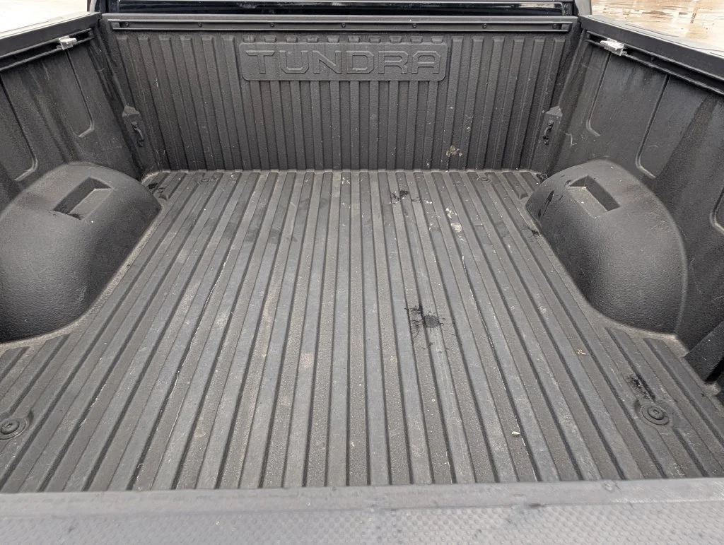 Used 2023  Toyota Platinum image 21