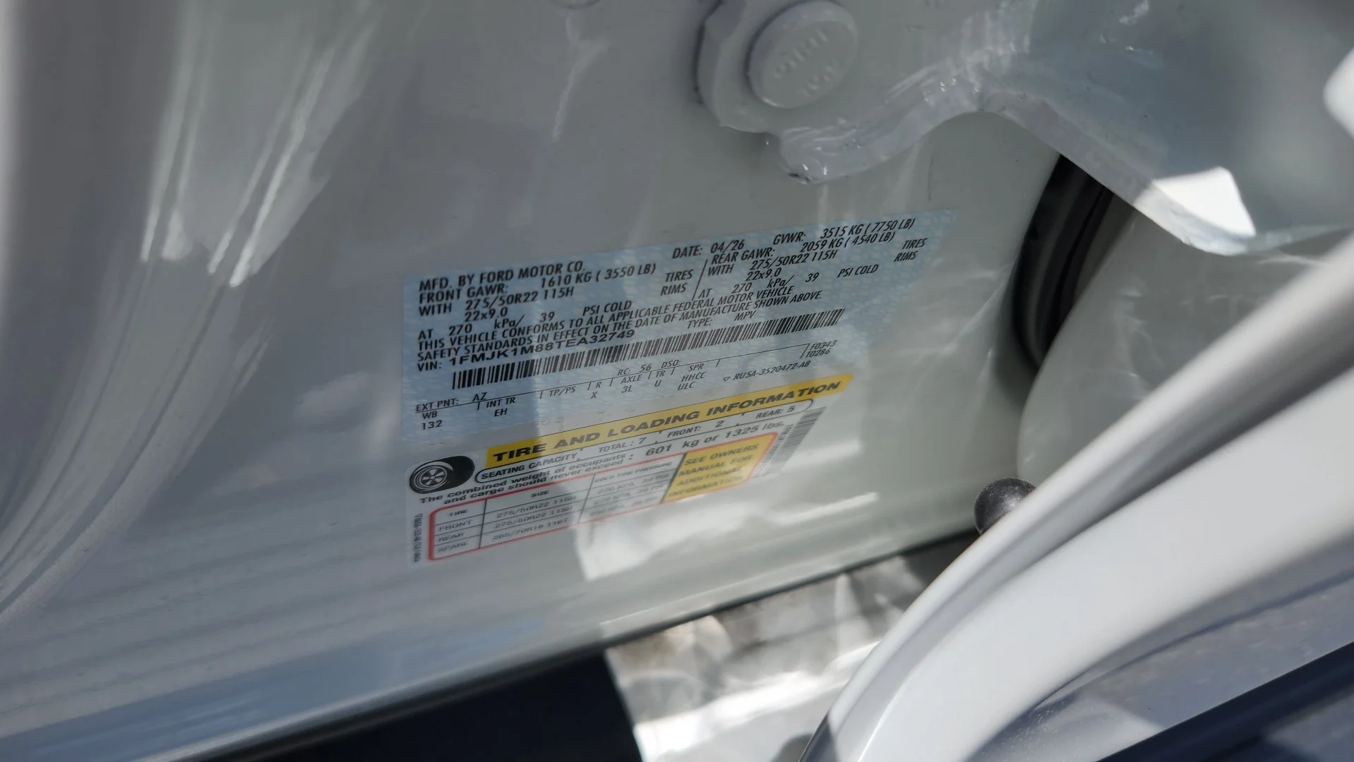 New 2026 Star White Metallic Tri-Coat Ford Platinum image 11