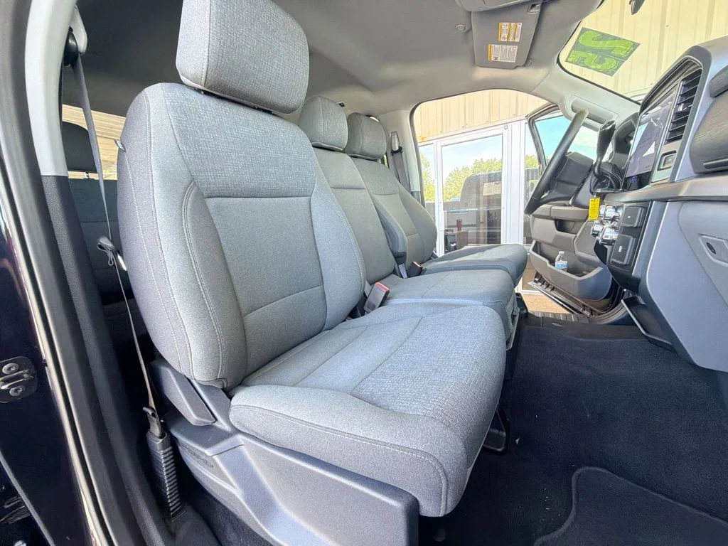 2025 Ford F-150 XLT - Photo 31