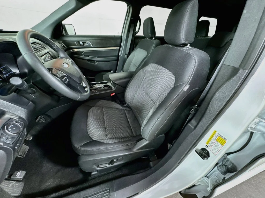 Used 2019 White Ford XLT image 24