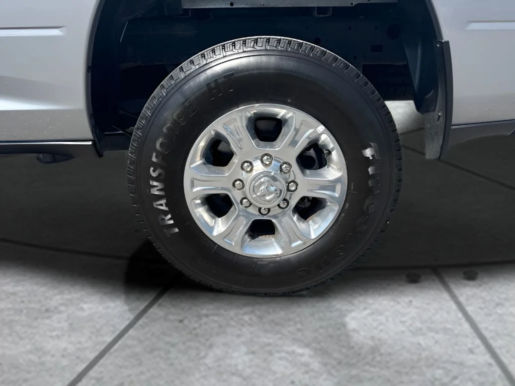 Used 2024 Silver Ram Big Horn image 16