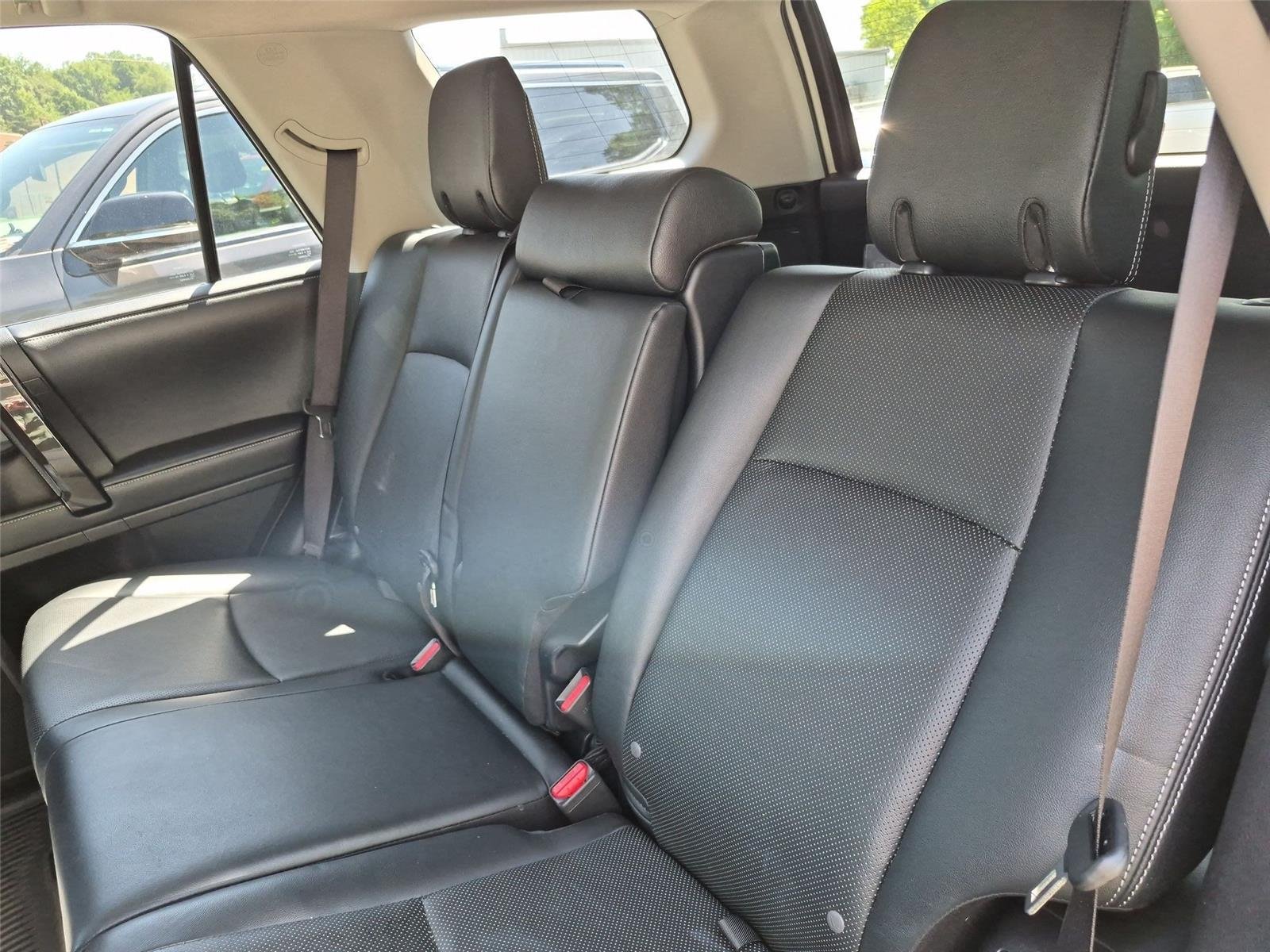 Used 2019 Blizzard Pearl Toyota Limited image 32