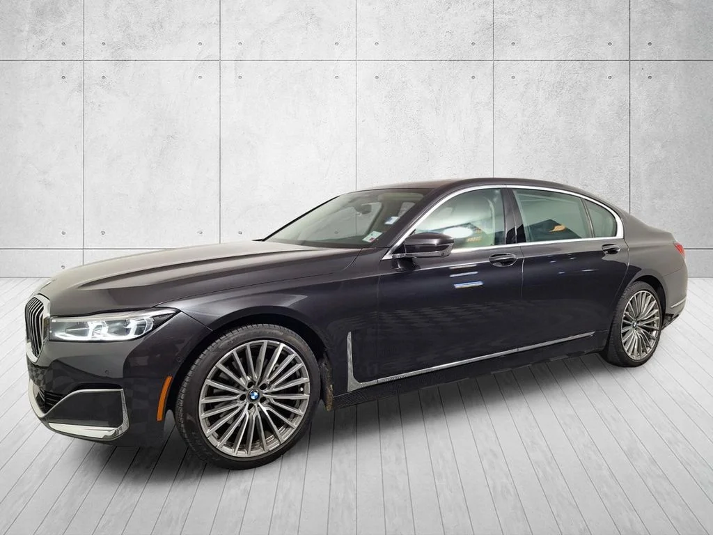 2022 BMW 7 Series 740i's photo