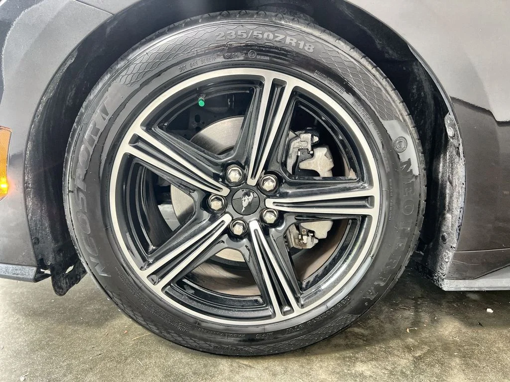 Used 2024 Gray Ford EcoBoost Premium image 18