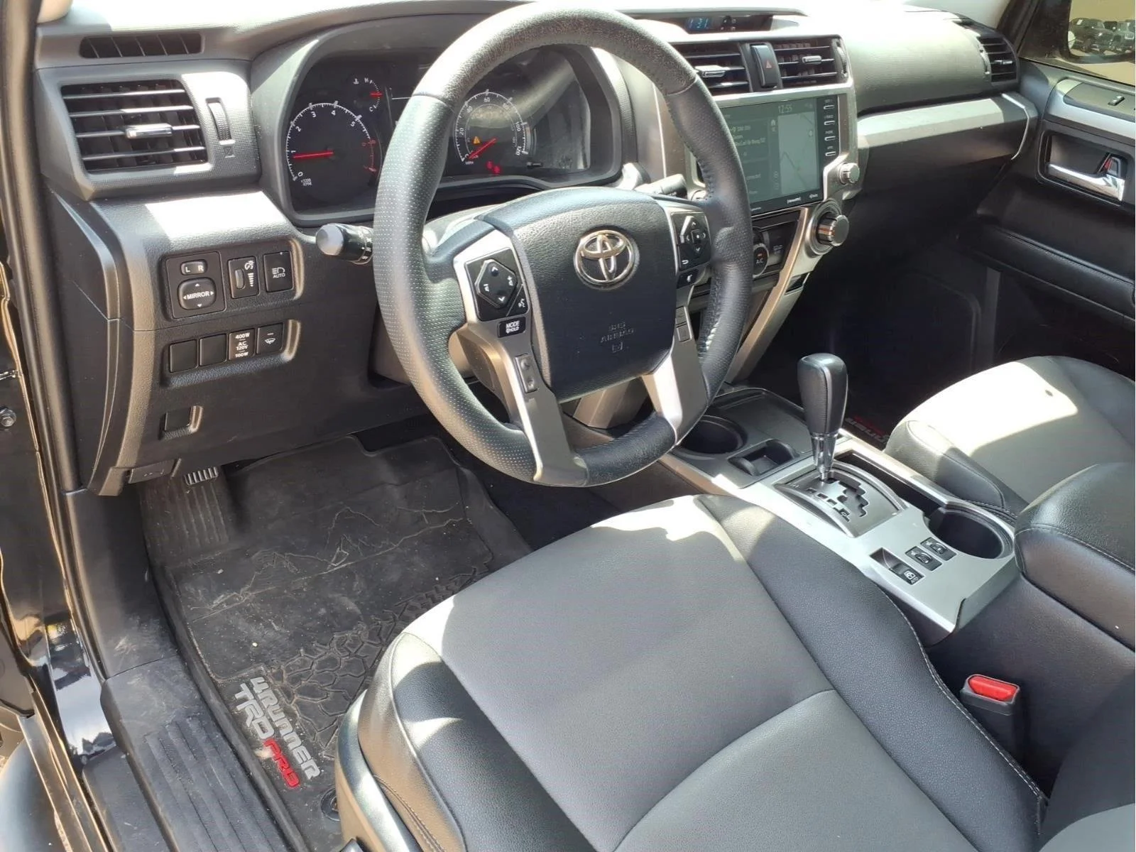 Used 2022 Midnight Black Metallic TOYOTA SUV image 15
