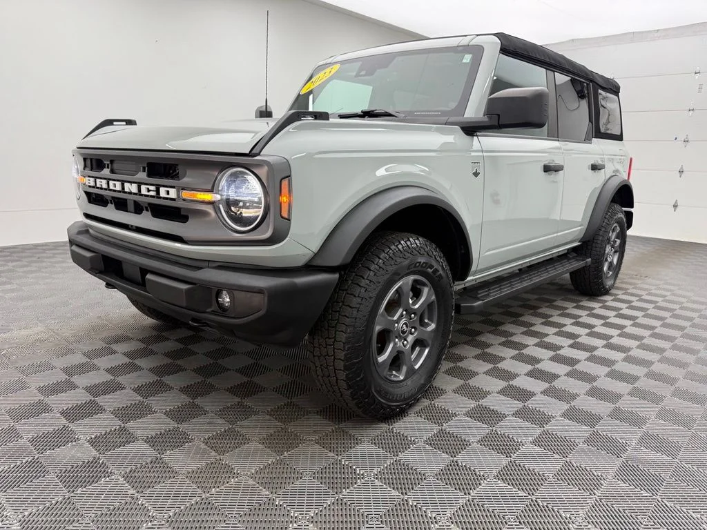 Used 2023 Gray Ford Big Bend image 2