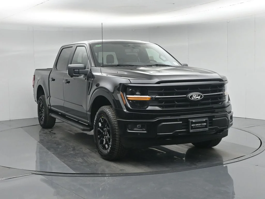 New 2026 Agate Black Metallic Ford XLT image 61