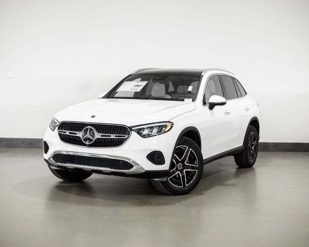 New 2026 Polar White Mercedes-Benz GLC 300 image 1