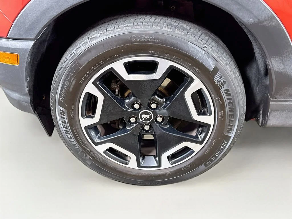 Used 2022 Red Ford Outer Banks image 39