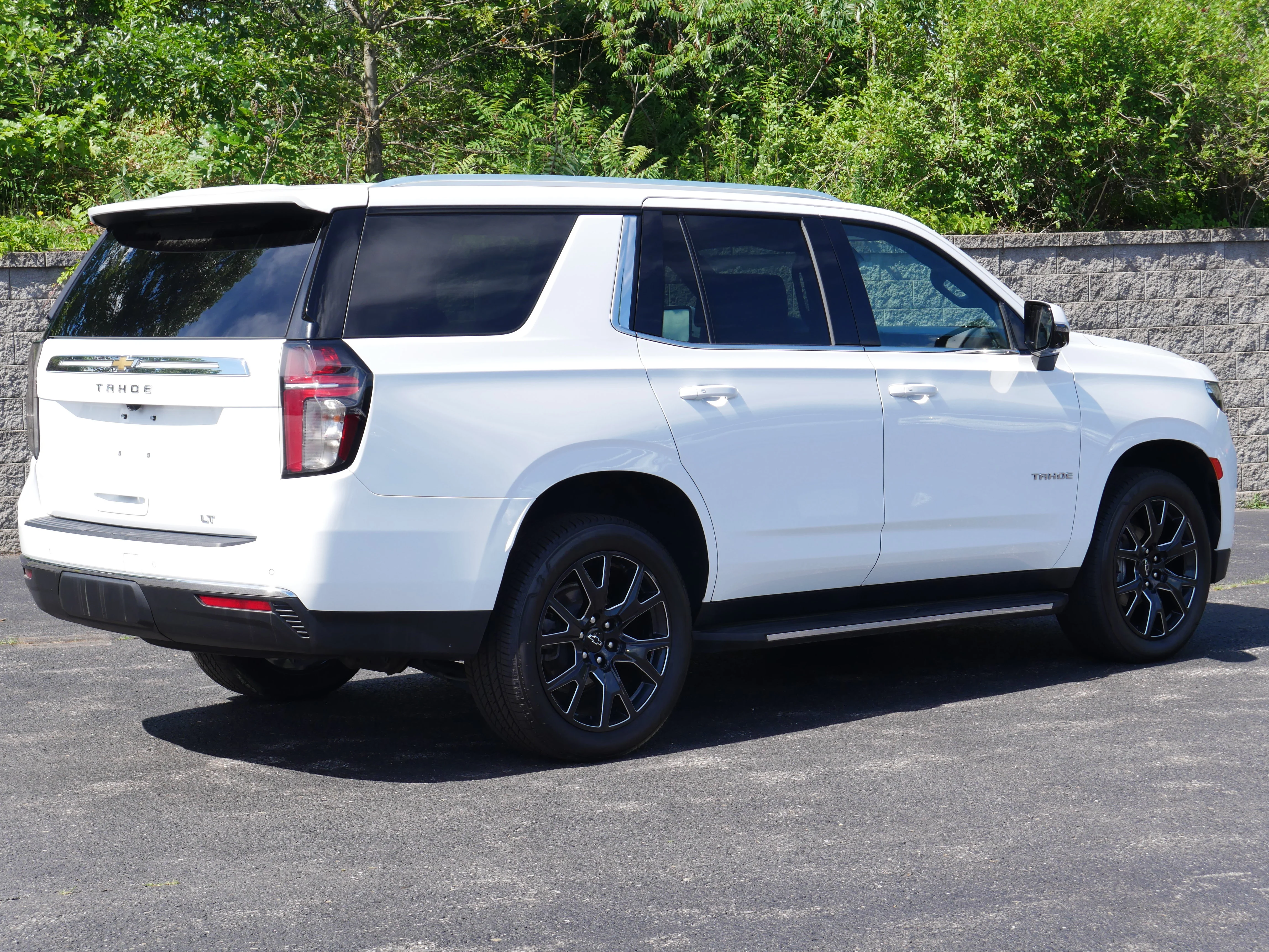 2023 Chevrolet Tahoe LT - Photo 10