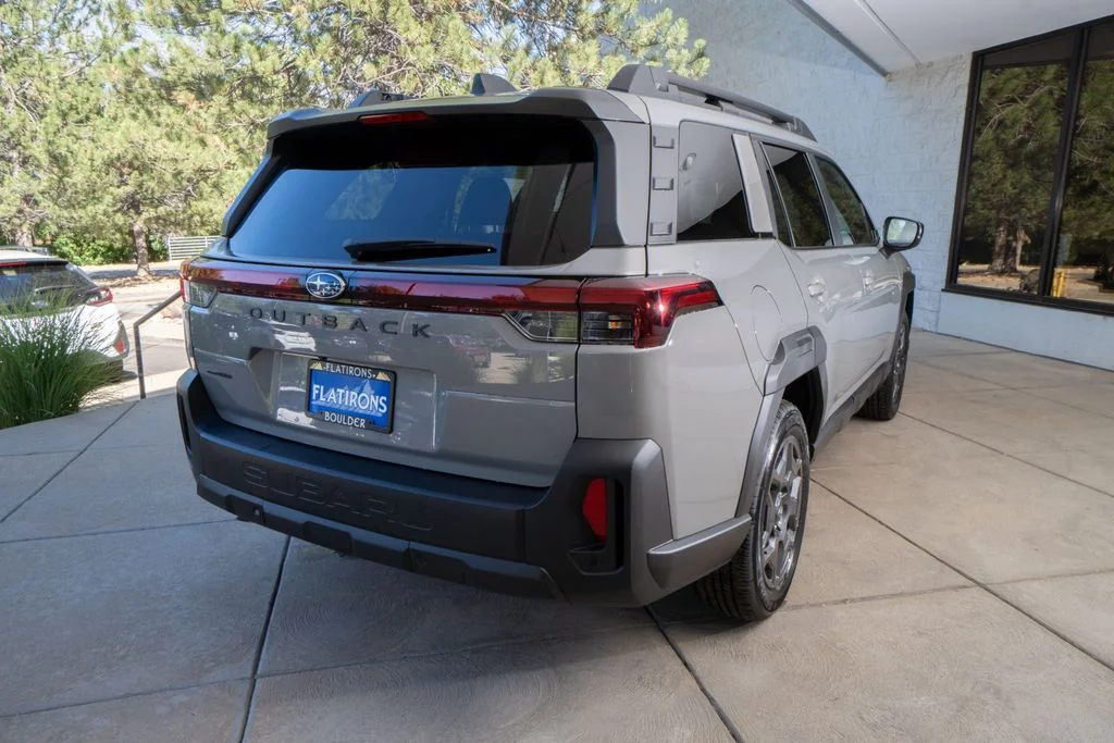 New 2026 RIVER ROCK PEARL Subaru Premium image 6