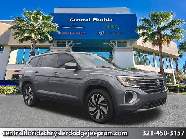 Used 2024 Gray Volkswagen 2.0T SE w/Technology image 1