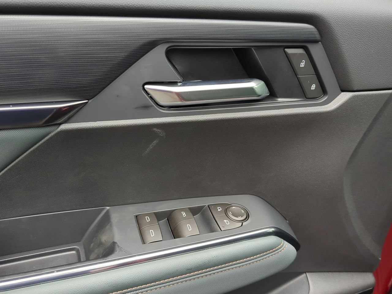 2026 GMC Acadia AT4 - Photo 23