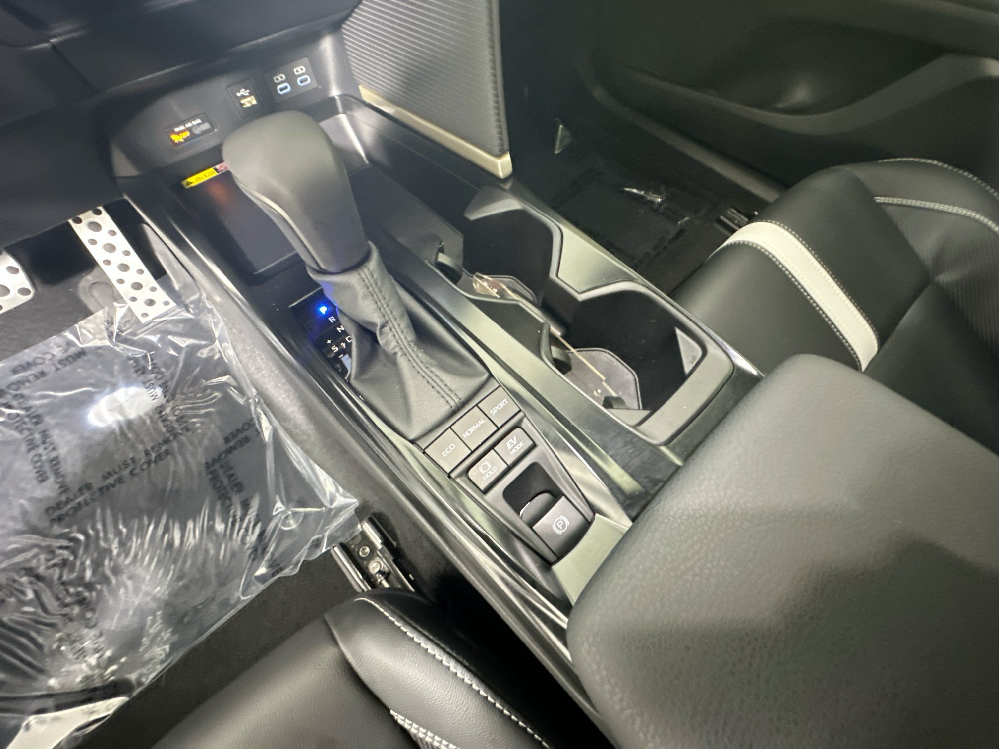 Used 2026 Ice Toyota SE image 22