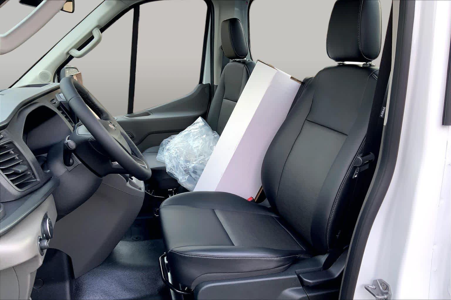 New 2026 Oxford White Ford Chassis Cab image 7