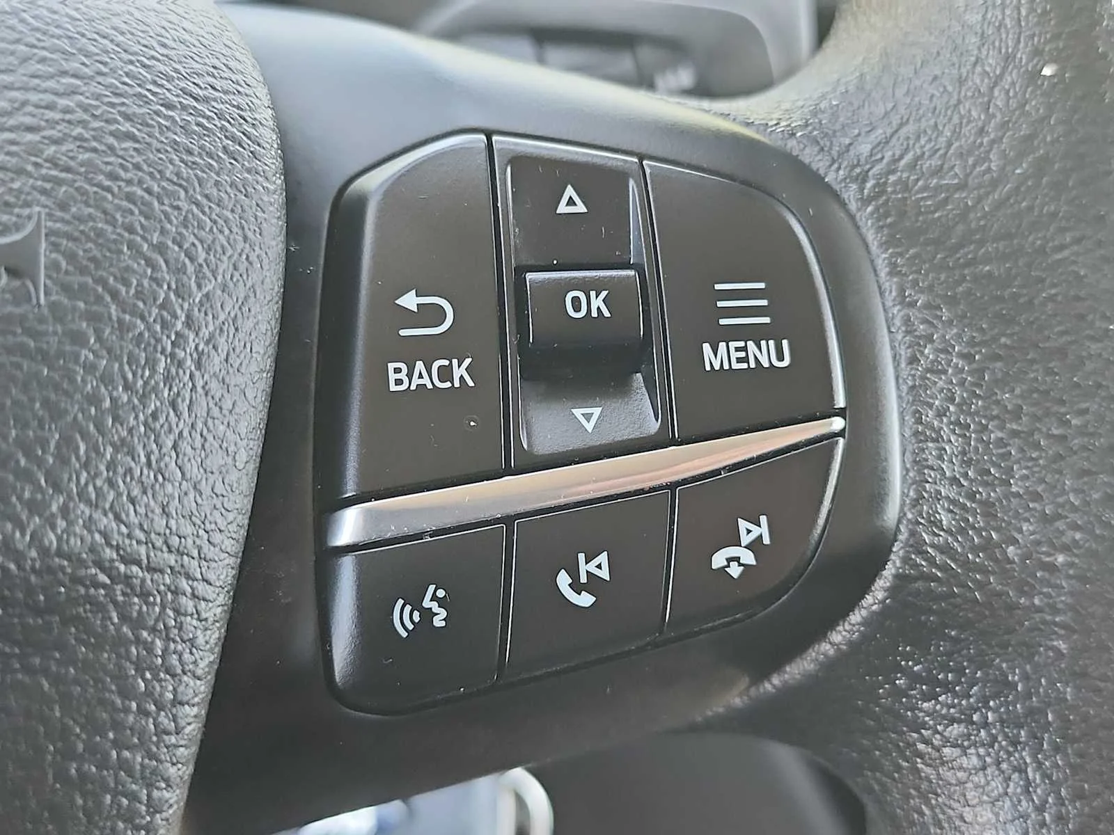 Used 2025 White Ford  image 28