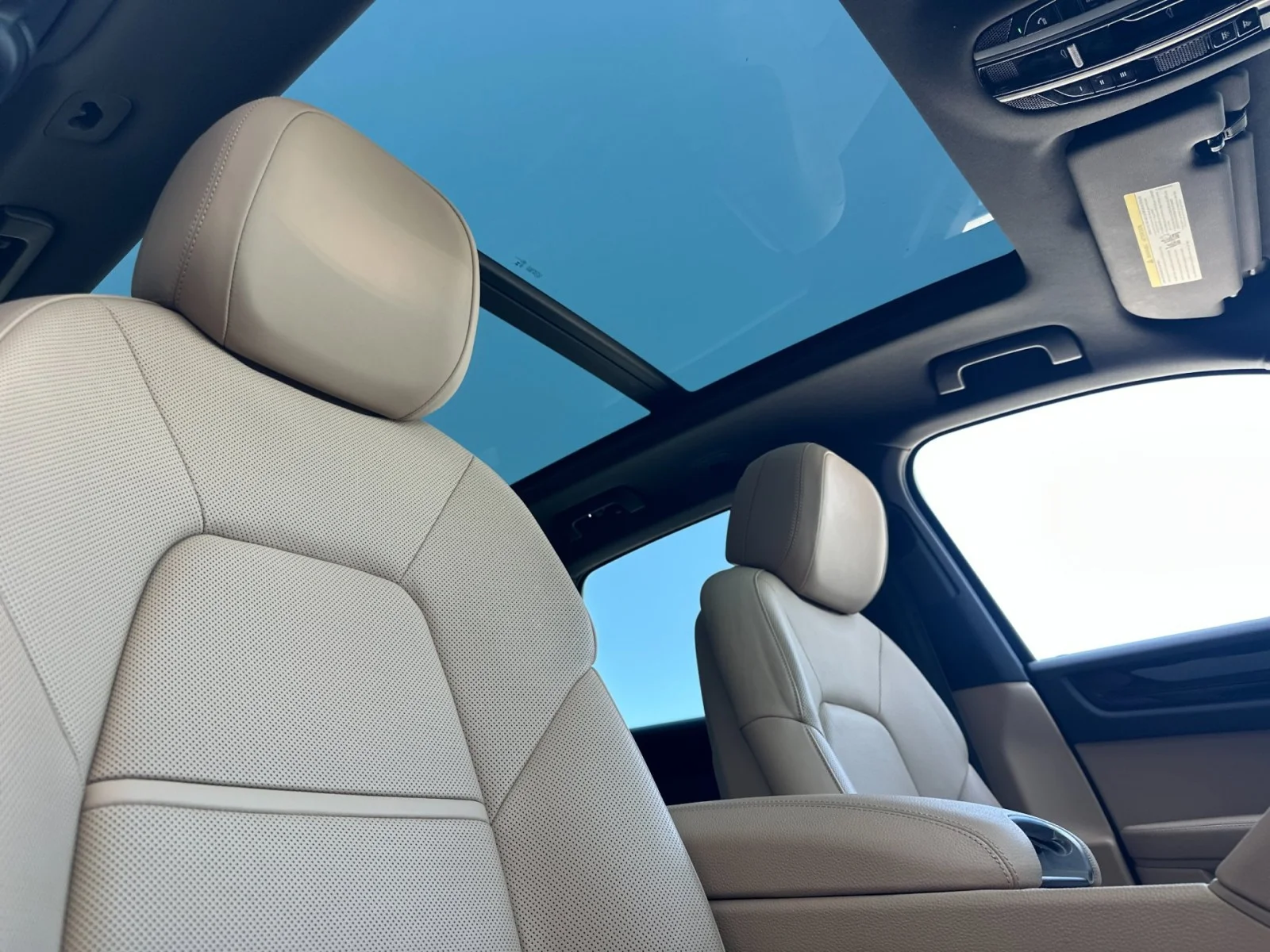 Used 2023 QUARTZITE GREY Porsche  image 17