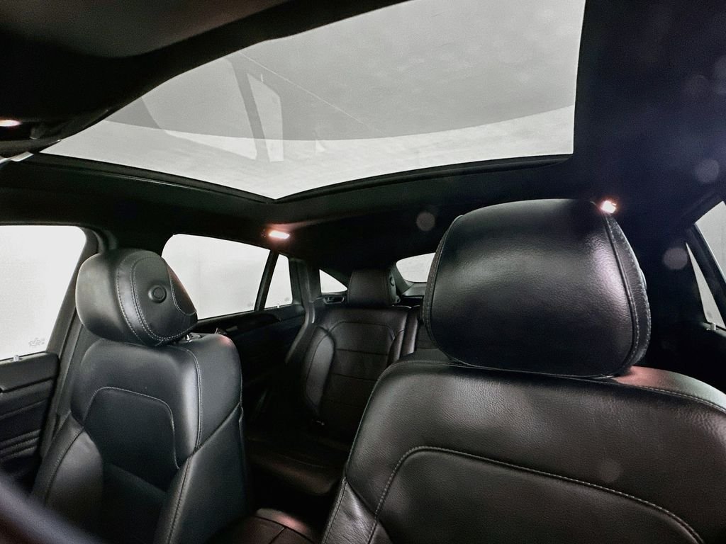 Used 2019 White Mercedes-Benz GLE 43 AMG® image 20