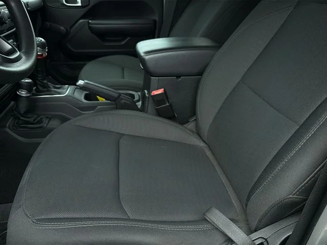 Used 2020 Gray Jeep Sport image 12