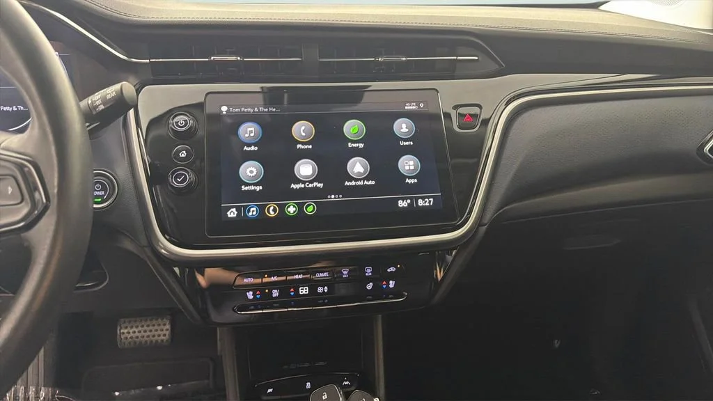 Used 2023 Summit White Chevrolet Premier image 21