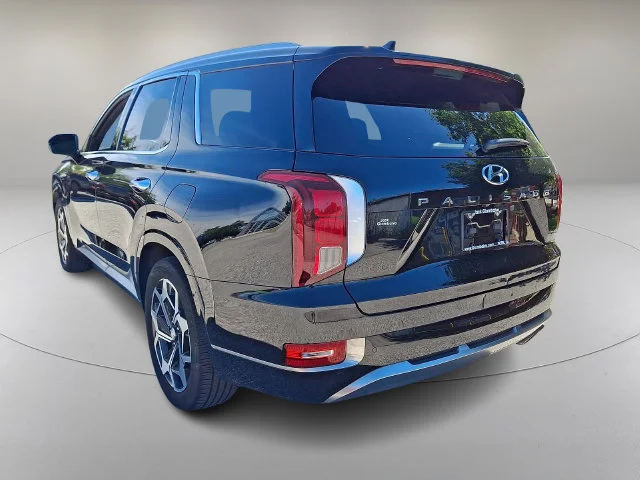 Used 2022 Black Hyundai Calligraphy image 4