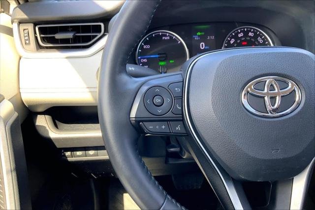 Certified Used 2022 ICE CAP Toyota  image 24