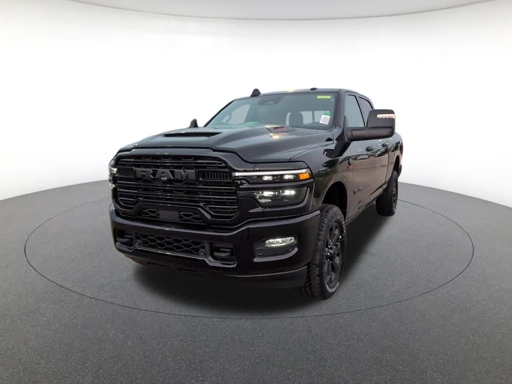 New 2026 Diamond Black Crystal Pearl-Coat Exterior Paint RAM Laramie image 11