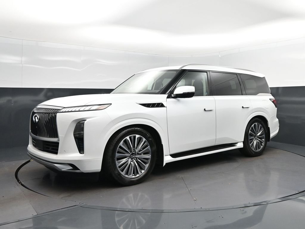 New 2027 RADIANT WHITE INFINITI Luxe 2WD image 3