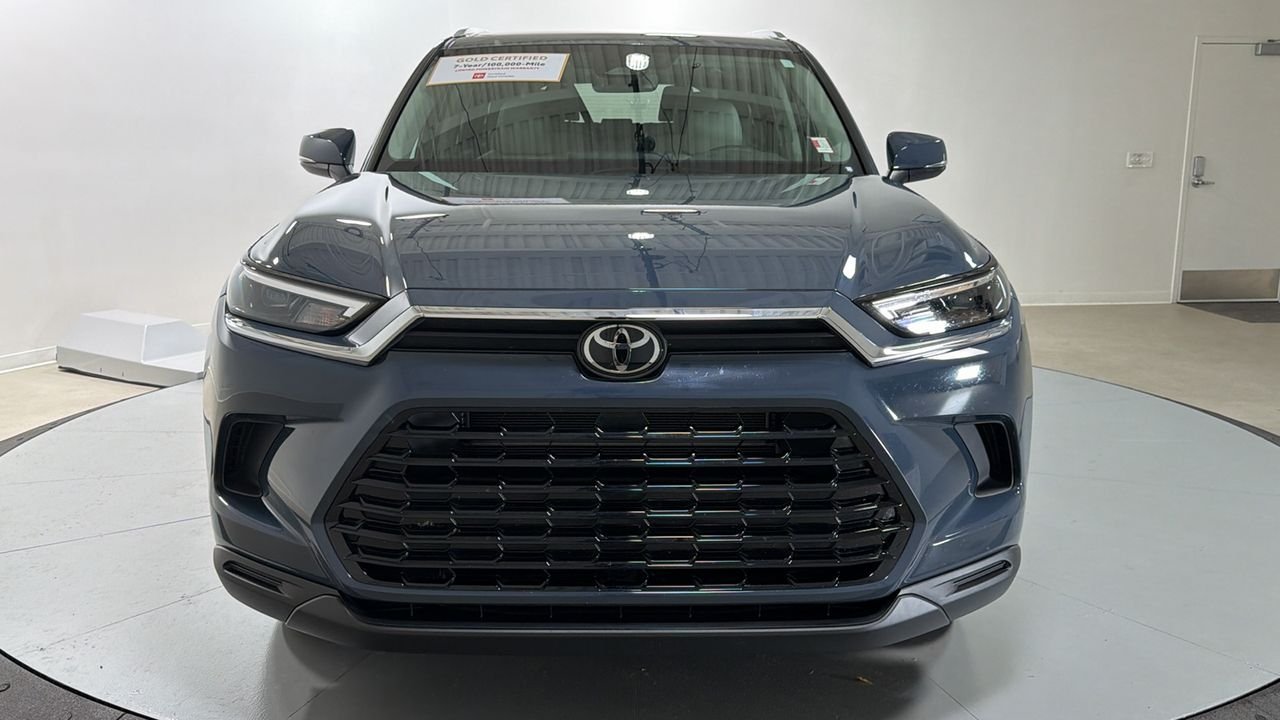 Certified Used 2026 White Toyota XLE image 2