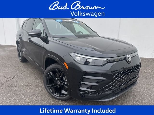 2026 Volkswagen Tiguan 2.0T SE R-Line Black 4Motion's photo