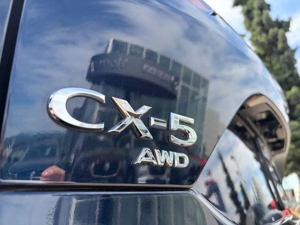 Used 2022  Mazda GS AWD at image 9