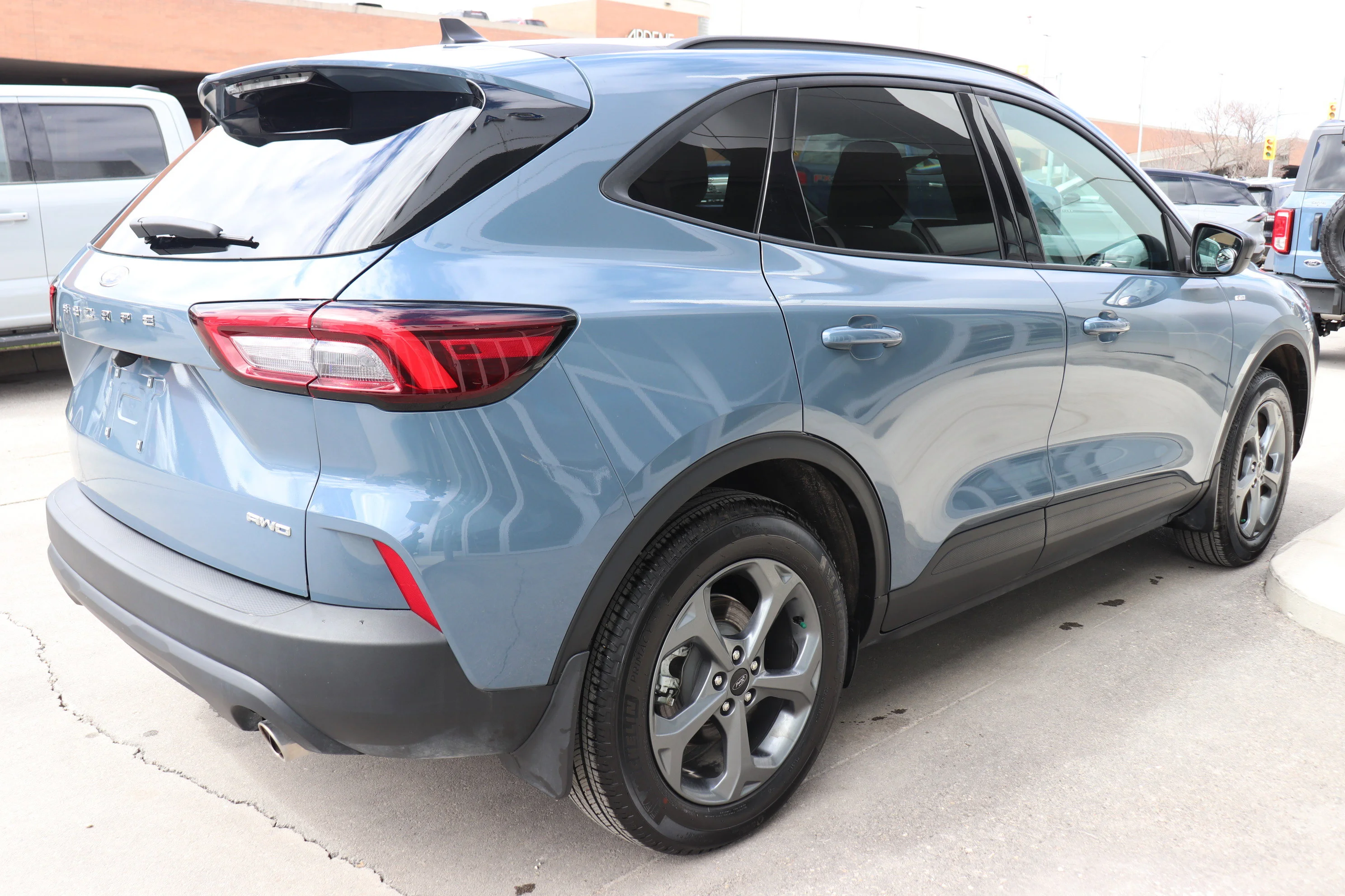 Used 2025  Ford ST-Line AWD image 4