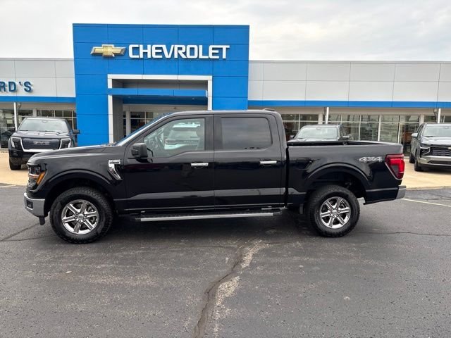 Used 2025 Black Ford XLT image 3