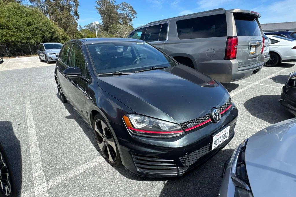Used 2015 Volkswagen Golf GTI SE with VIN 3VW5T7AU9FM068694 for sale in Soquel, CA