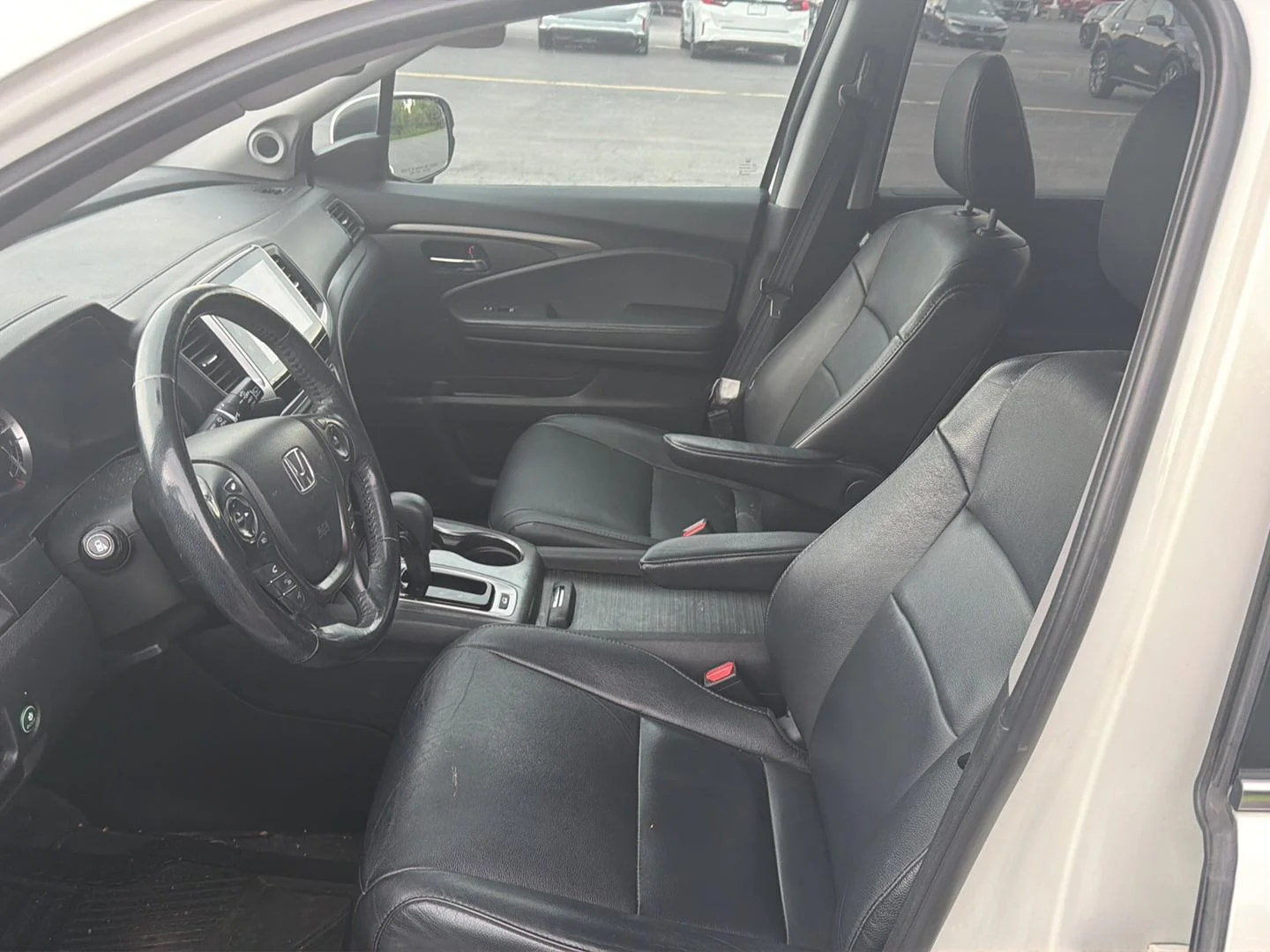 Used 2018 White Diamond Pearl Honda EX-L image 11