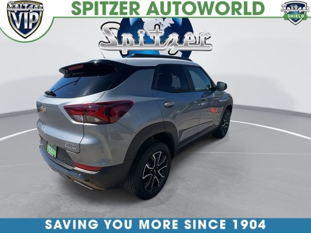Used 2023 Gray Chevrolet ACTIV image 9