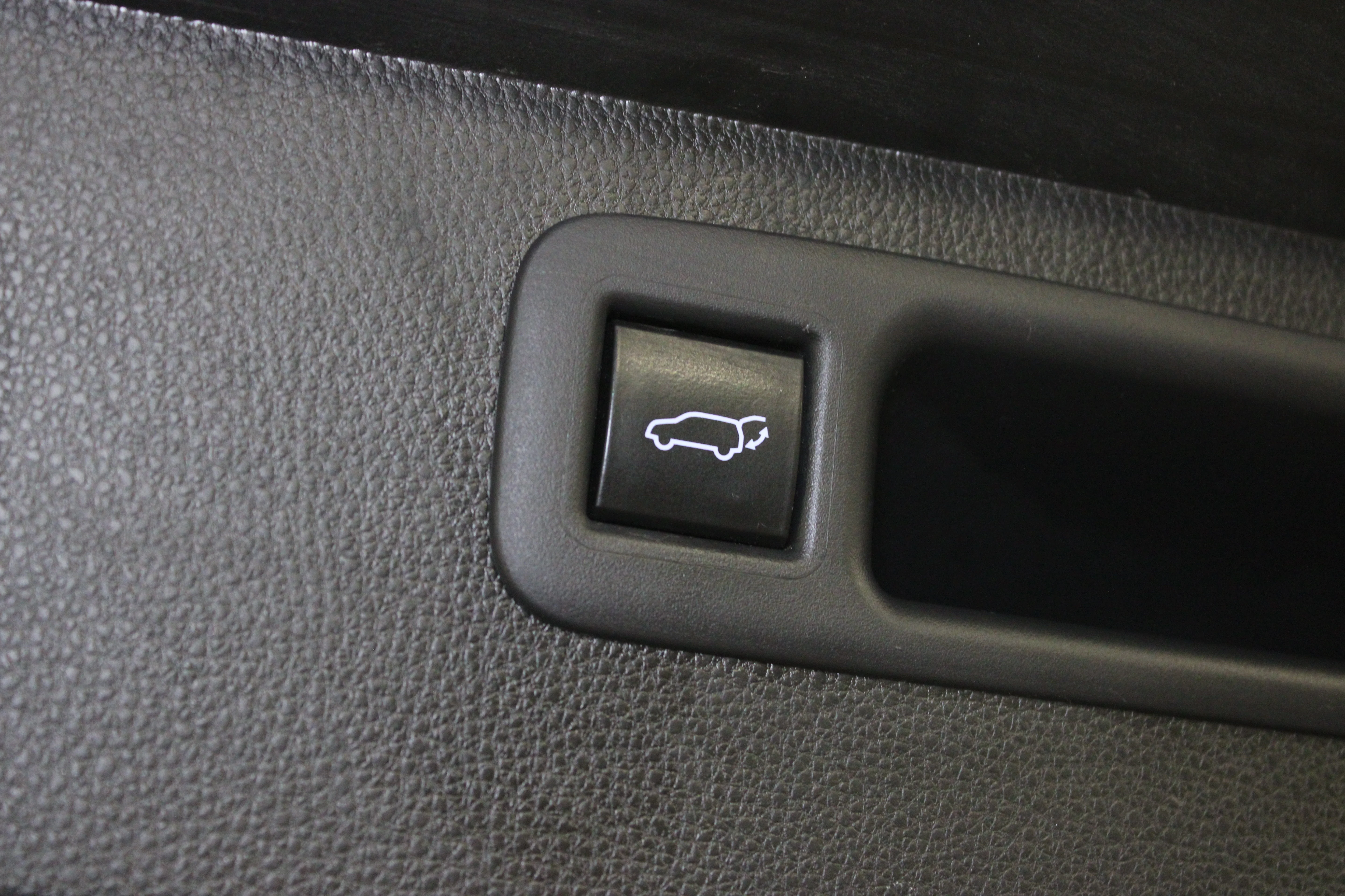 2022 Toyota Highlander XLE - Photo 15