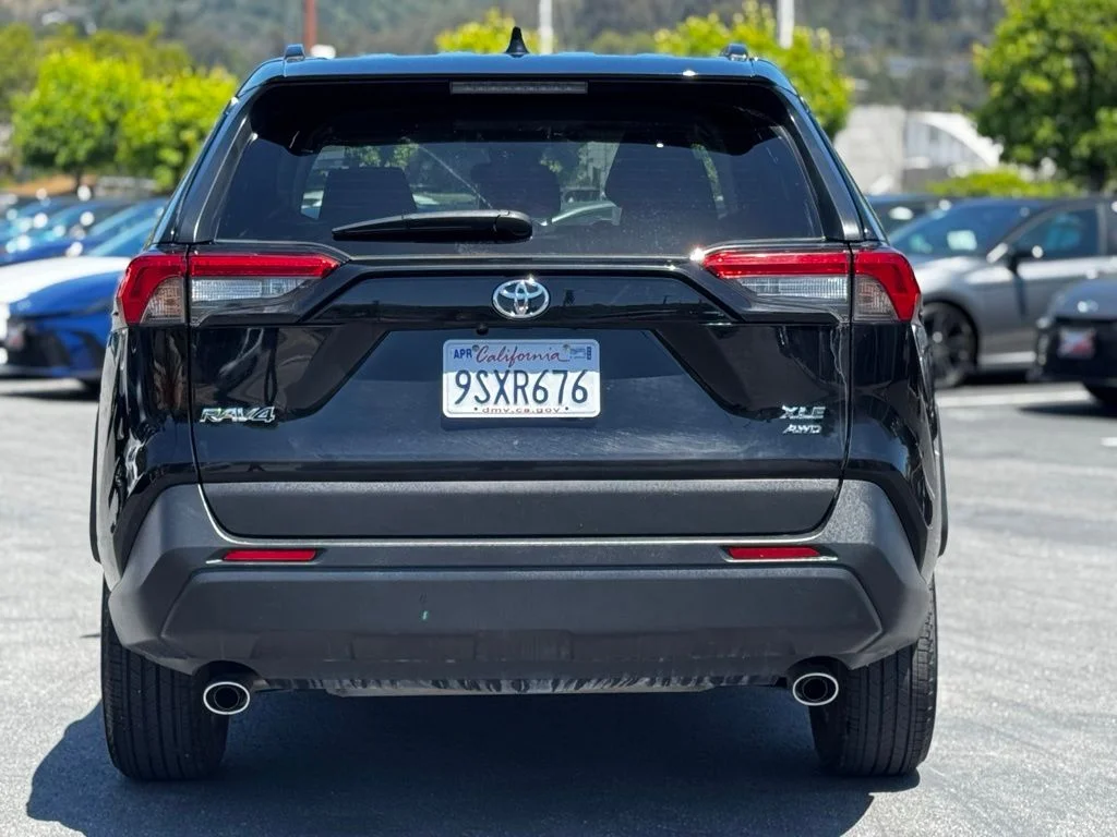 Used 2025 Black Toyota XLE image 10