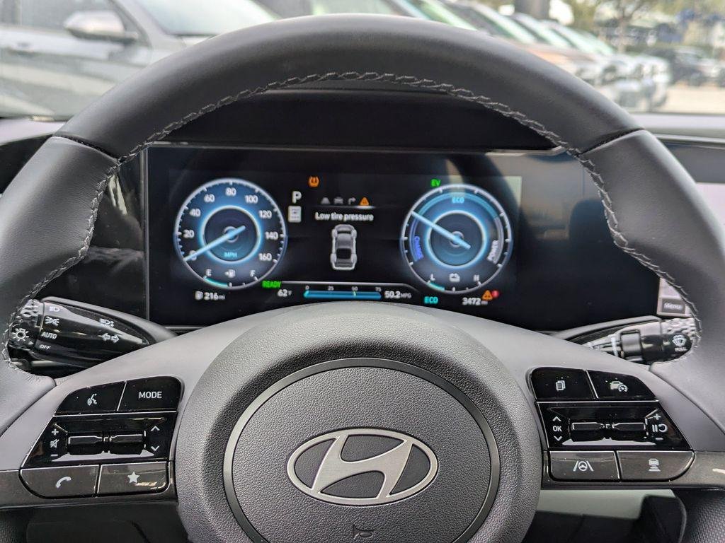 New 2025 White Hyundai Limited image 30