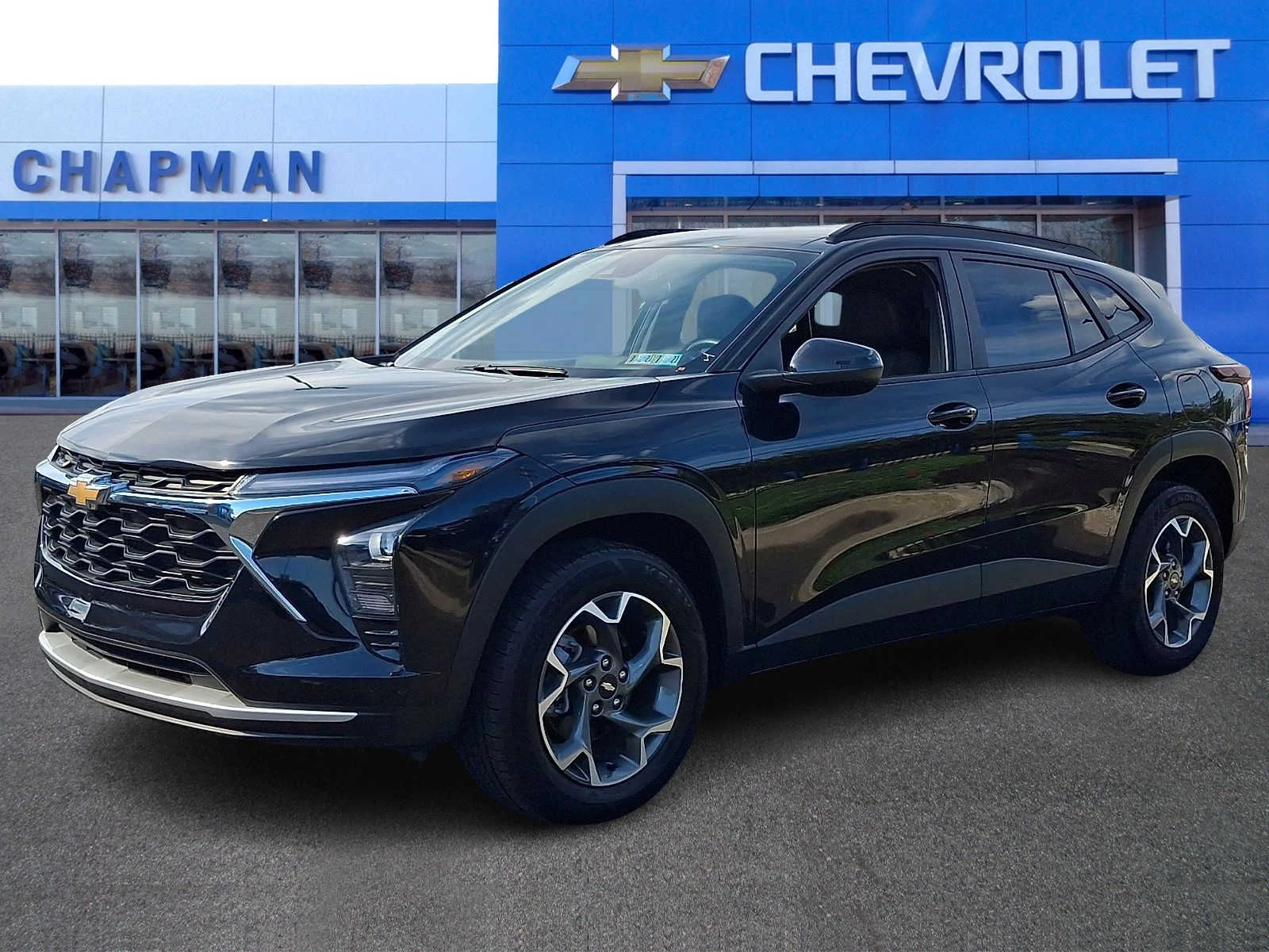 Used 2024 Mosaic Black Metallic Chevrolet LT image 5