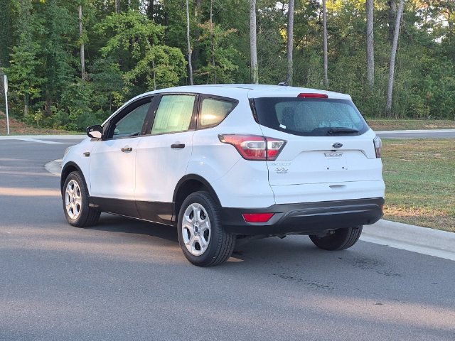 Used 2017 White Ford S image 3
