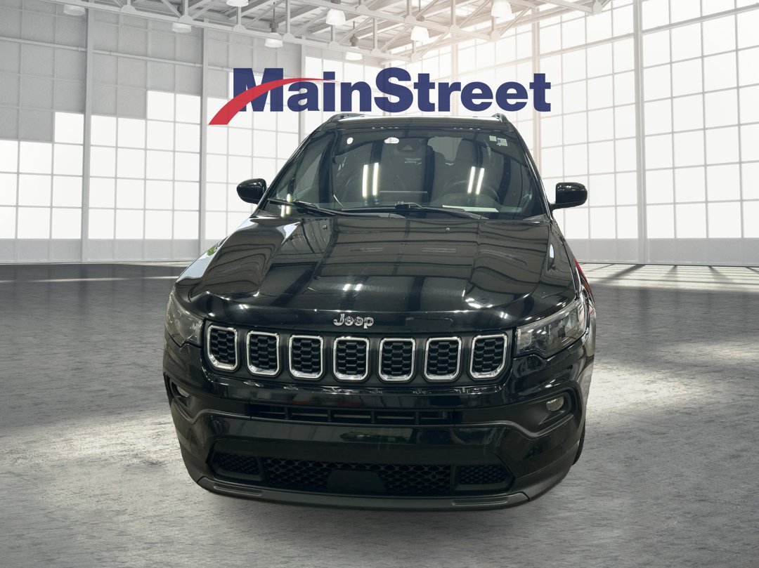 Used 2024 Black Jeep Latitude image 8