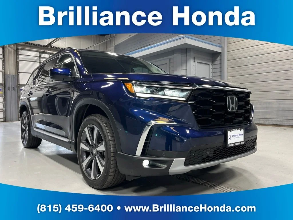 Used 2025 Obsidian Blue Pearl Honda Touring image 1