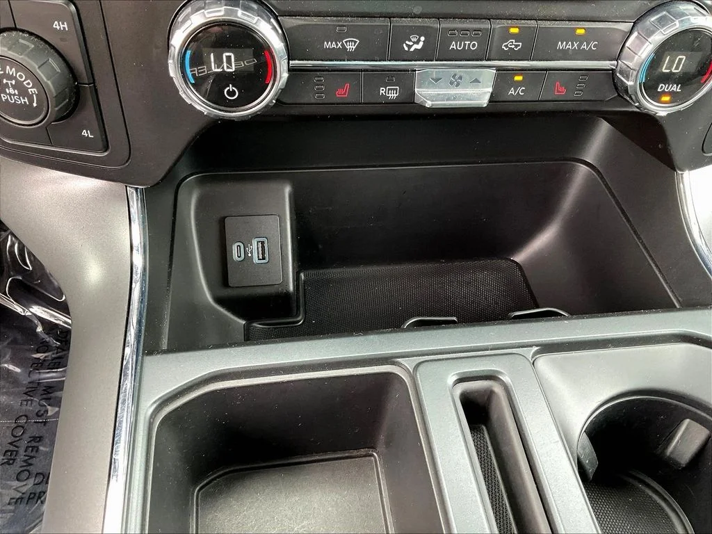 Certified Used 2021 Velocity Blue Metallic Ford XLT image 19