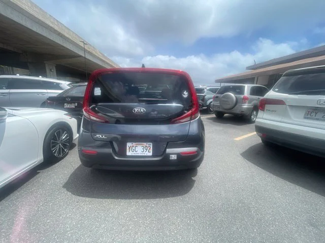 Used 2020 Gray Kia LX image 3