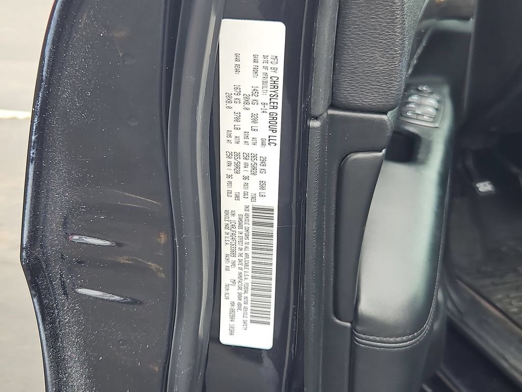 Used 2015 Brilliant Black Crystal Pearlcoat Jeep Altitude image 31
