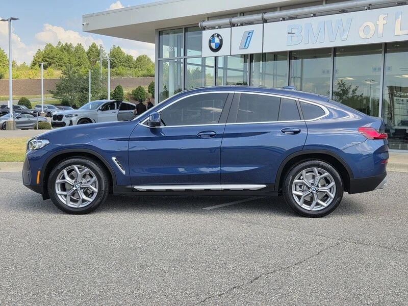 Used 2025 Blue Metallic BMW XDRIVE30I SPORTS ACTIVITY COUPE image 2