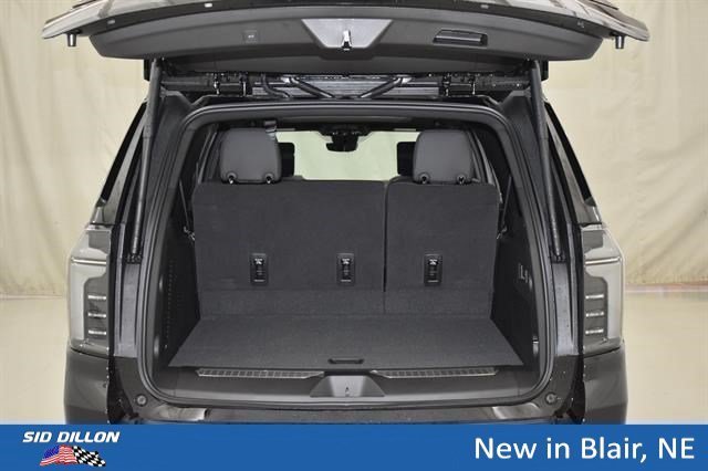 2026 Chevrolet Suburban High Country - Photo 15