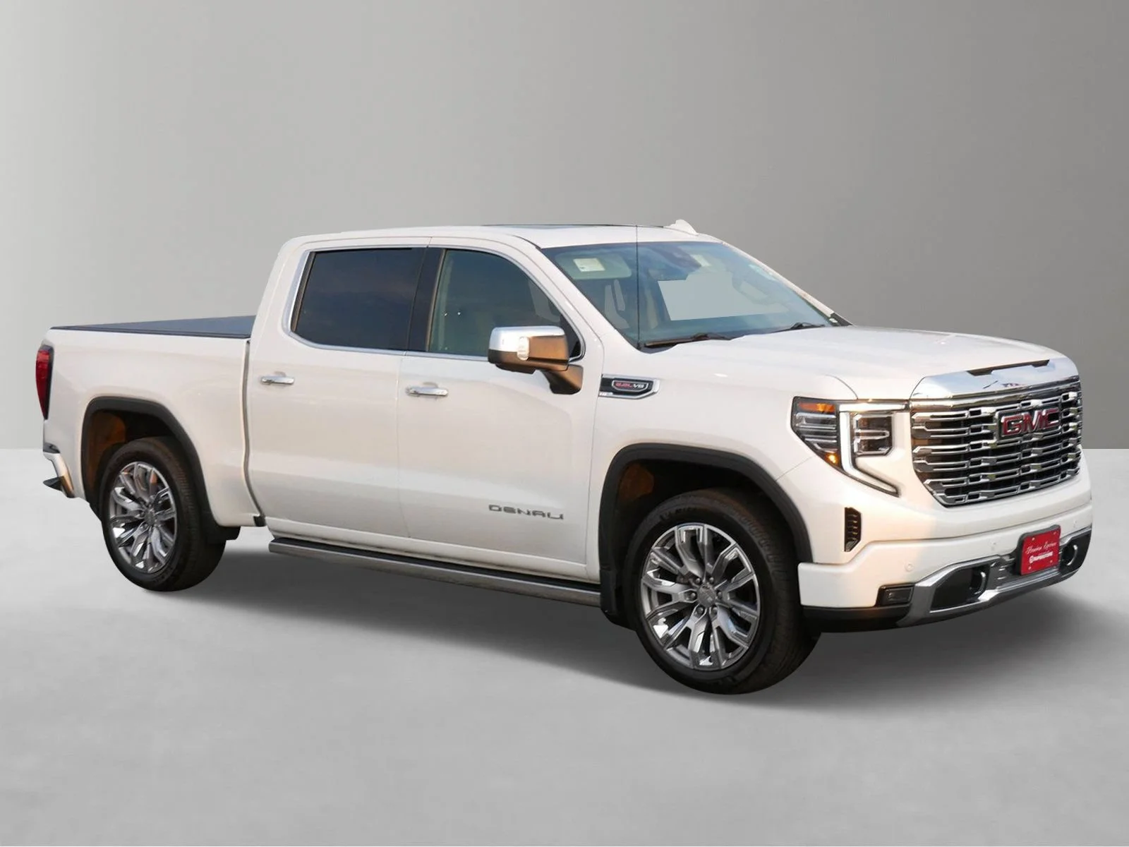 Used 2022 GMC Sierra 1500 Denali Denali with VIN 1GTUUGEL9NZ543612 for sale in White Bear Lake, Minnesota